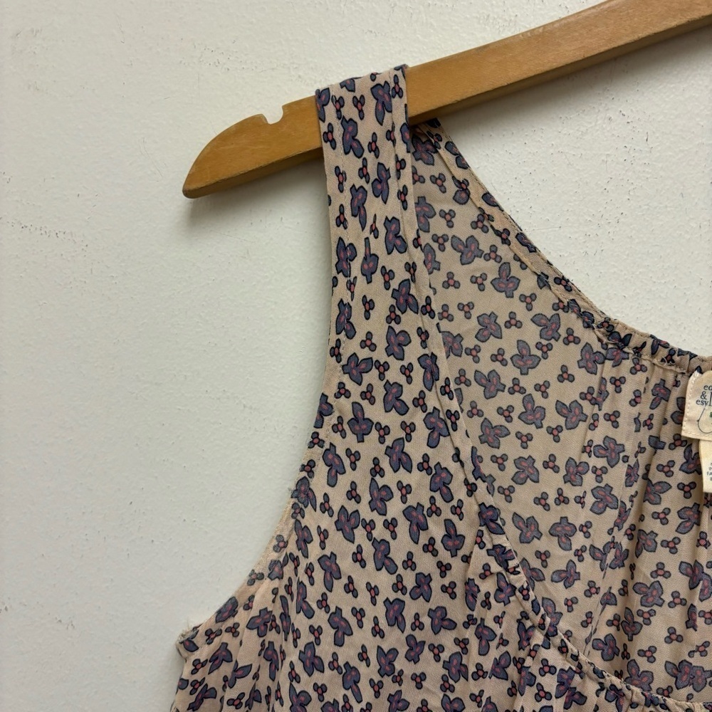Edme & Esyllte Boho Swing Top - Picture 2 of 10